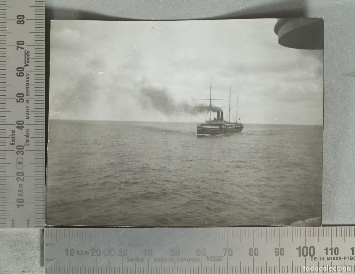 Fotograf&iacute;a antigua: FOTOGRAFIA. Barco de vapor en alta mar hacia 1920