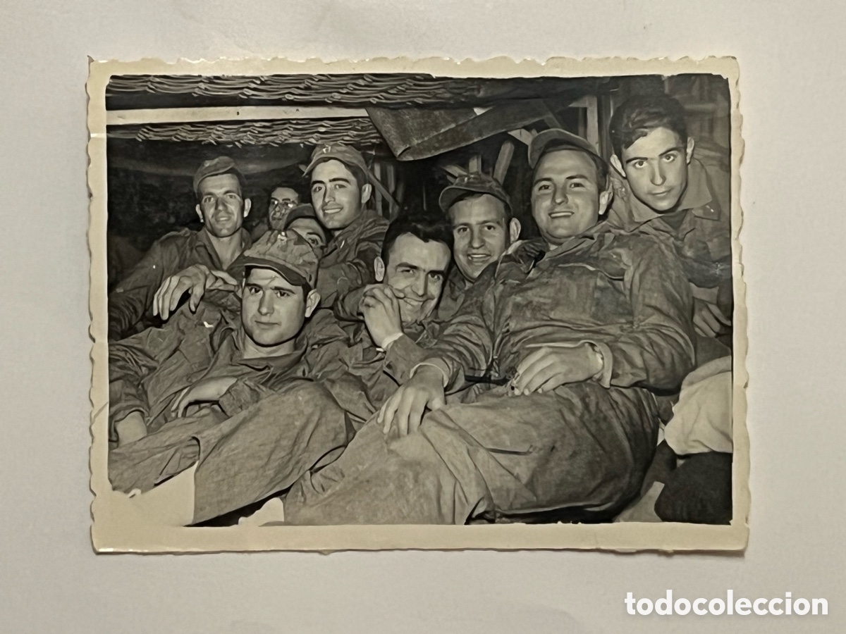Fotograf&iacute;a antigua: VALENCIA MILITAR. Fotograf&iacute;a Cuartel de Ingenieros. Compa&ntilde;&iacute;a de Lineas. (a.1960)