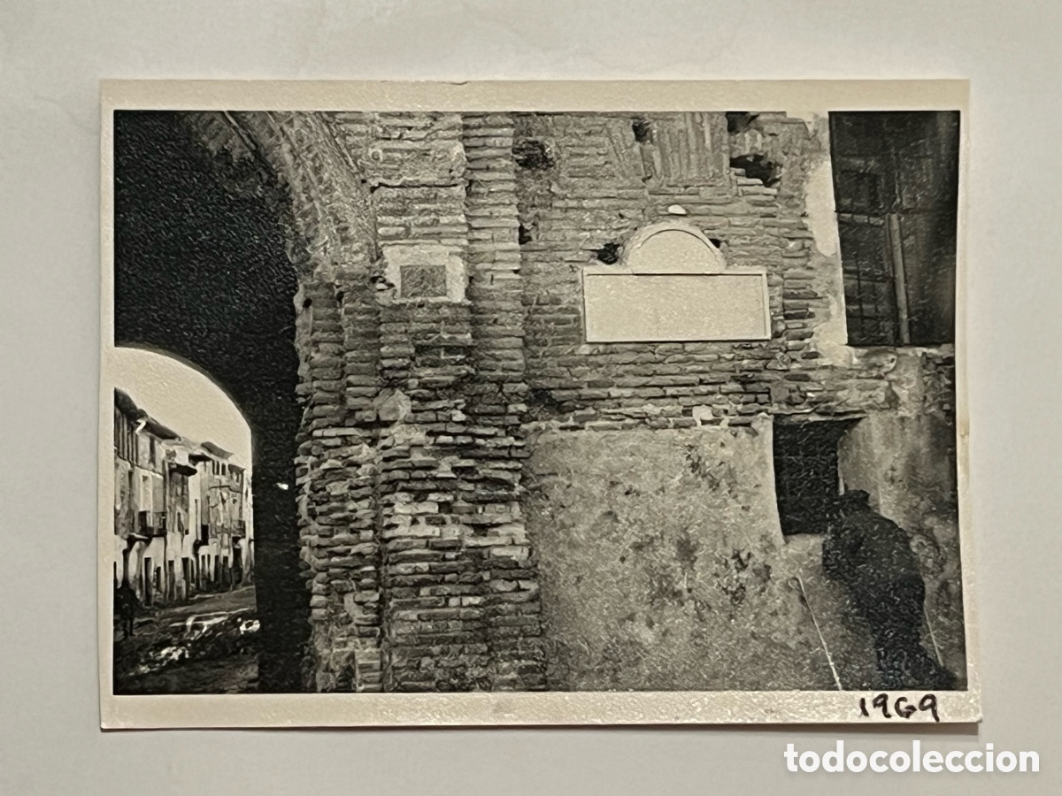 Fotograf&iacute;a antigua: BRUNETE (Madrid) Una poblaci&oacute;n devastada tras la guerra&hellip;, treinta a&ntilde;os despu&eacute;s (a.1969)