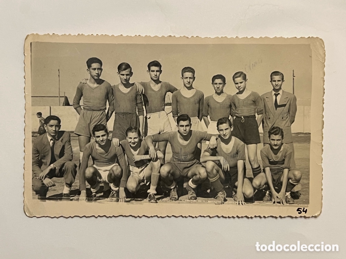 Fotograf&iacute;a antigua: VALENCIA FUTBOL Colegio, Maristas. Alineaci&oacute;n equipo de futbol Quinto y Sexto.. Nombre componentes