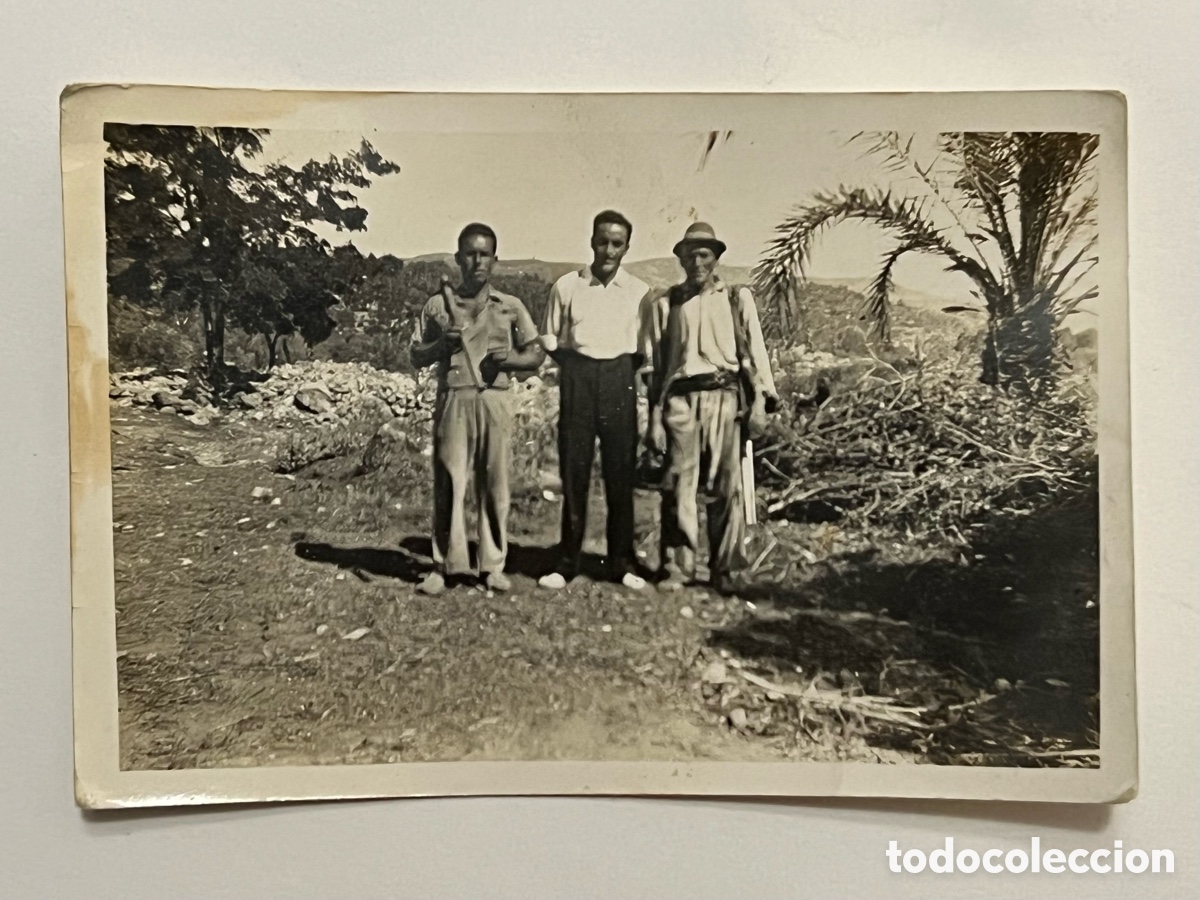Antique Photography: VALENCIA RIBERA ALTA.. Fotograf&iacute;a costumbrista Gent de l'horta&hellip; (h.1945?)