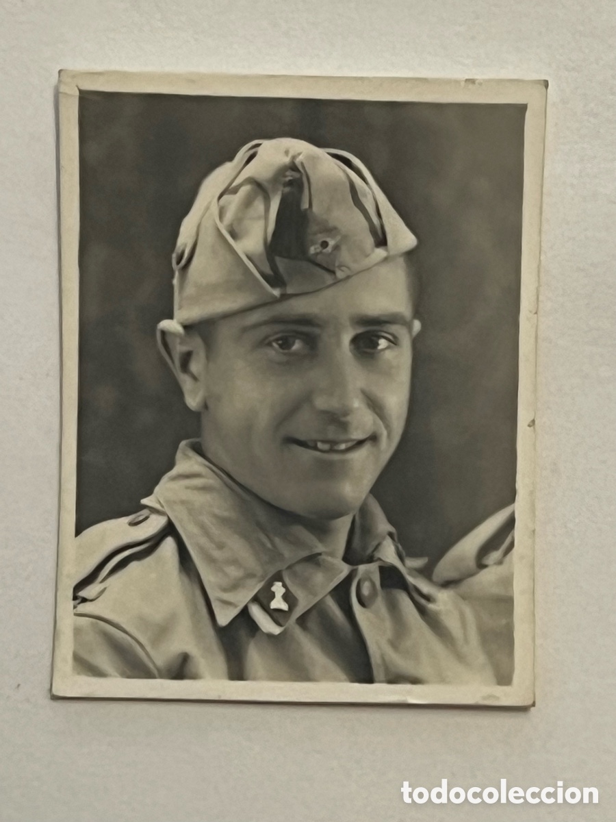 Fotograf&iacute;a antigua: FOTOMATON.. Soldado con Gorrillo de Aviaci&oacute;n.. &Eacute;poca Franquista (h.1945?) Med&iacute;das: 3 x 4 cm