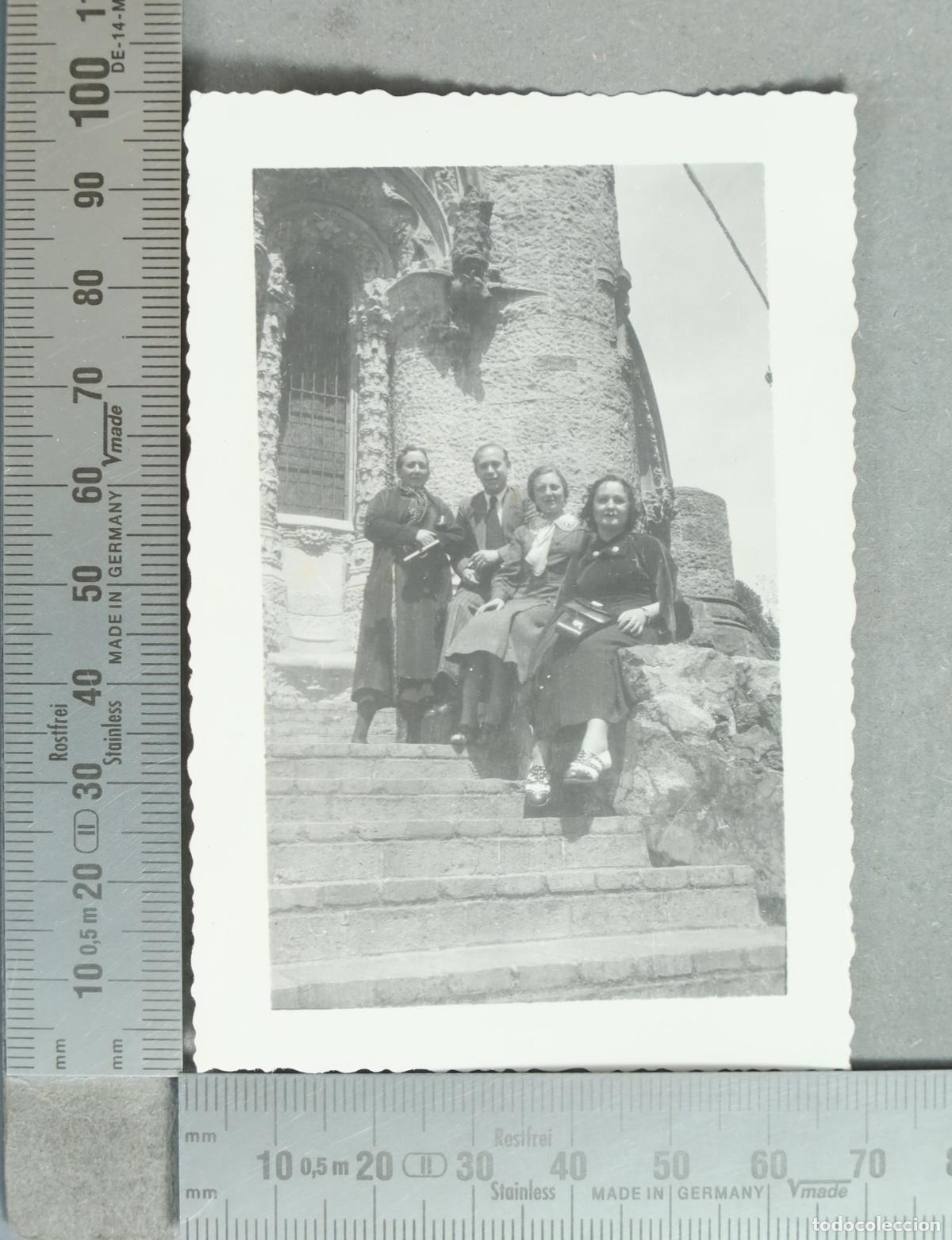 Fotograf&iacute;a antigua: FOTOGRAFIA. grupo en escalinata TIBIDABO BARCELONA 1936