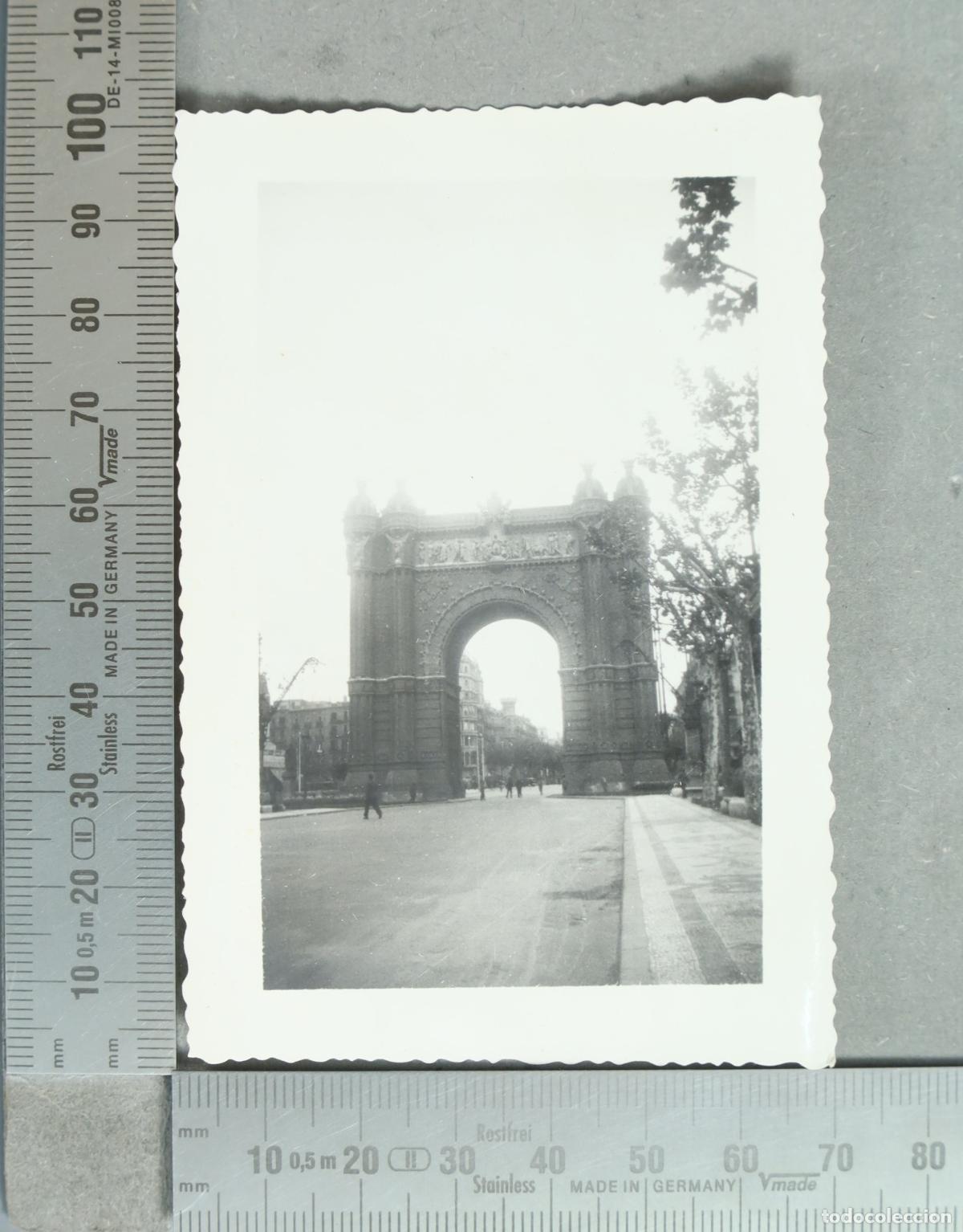Fotograf&iacute;a antigua: FOTOGRAFIA. Barcelona - Arco de Triunfo 1936