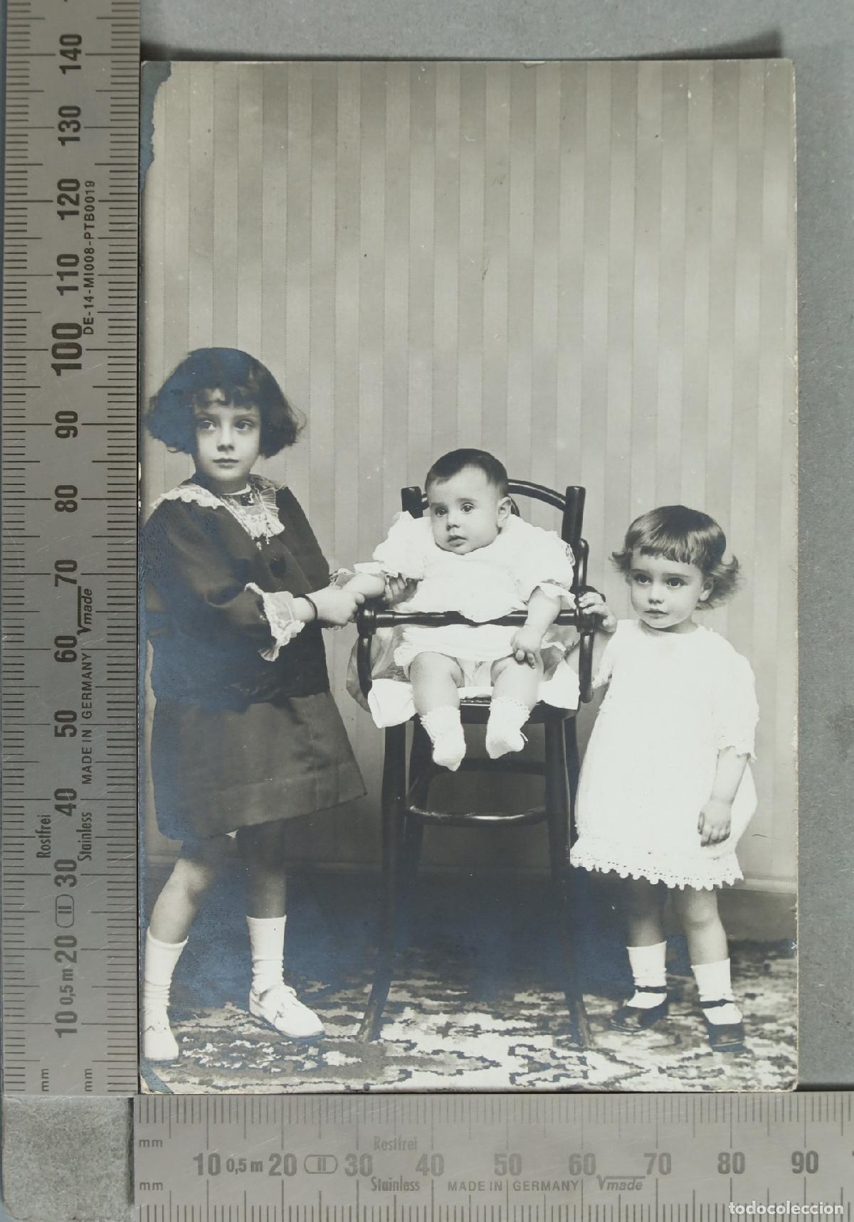 Fotograf&iacute;a antigua: FOTOGRAFIA. tres ni&ntilde;os - Foto Femina Villanueva hacia 1920