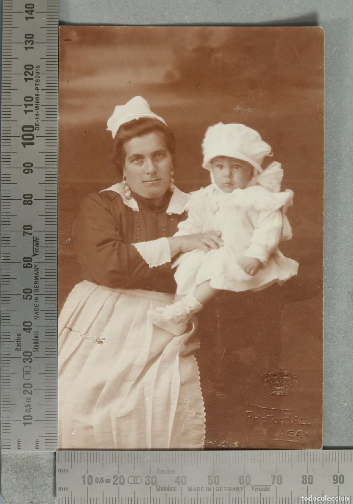 Fotograf&iacute;a antigua: FOTOGRAFIA. MUJER DE SERVICIO CON NI&Ntilde;O M&aacute;laga - Photo Hall hacia 1920