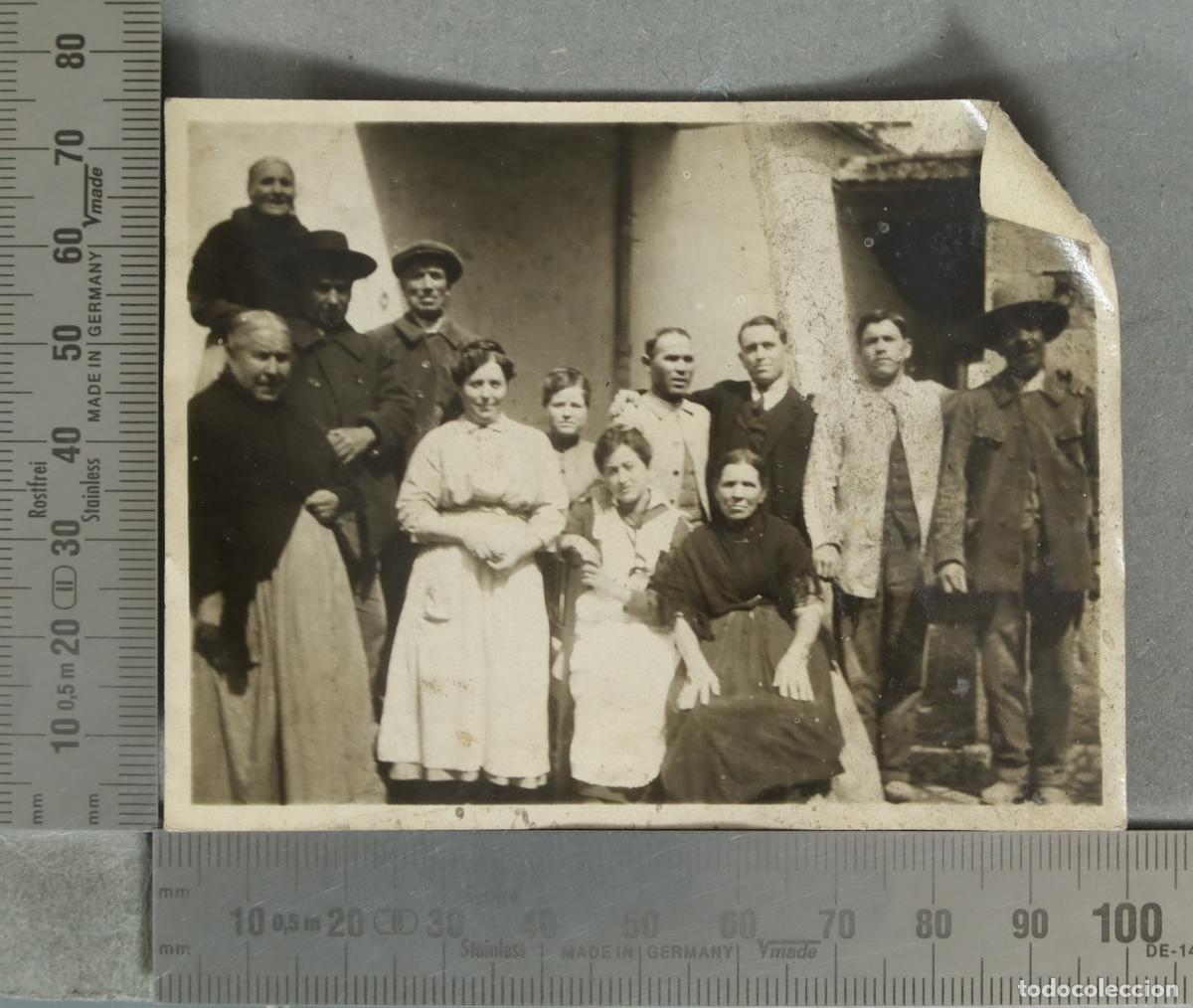 Fotograf&iacute;a antigua: FOTOGRAFIA. GRUPO DE PERSONAS POPULARES. ANDALUCIA HACIA 1900