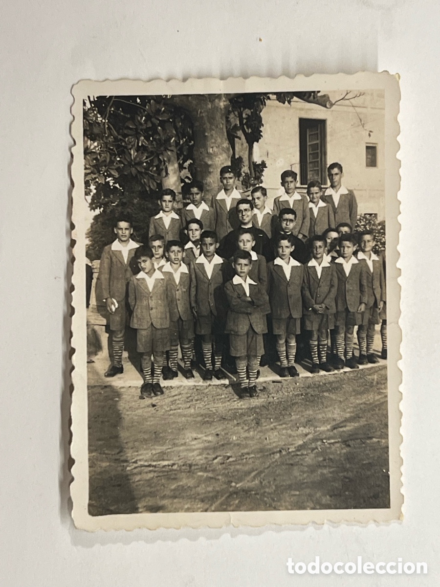 Fotograf&iacute;a antigua: ALMENDRALEJO. ? (Badajoz) fotograf&iacute;a Colegio del Coraz&oacute;n de Maria ?? (h.1950?) Med&iacute;das: 6 x 8,5