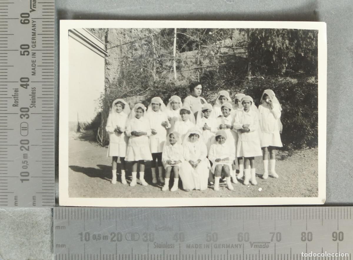 Fotograf&iacute;a antigua: FOTOGRAFIA. Grupo de ni&ntilde;as primera comuni&oacute;n hacia 1930