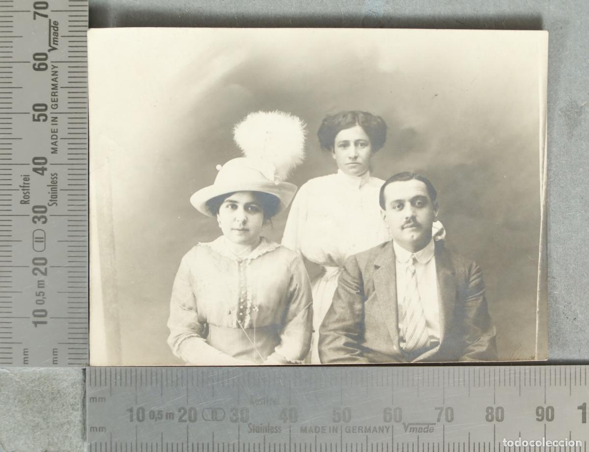 Fotograf&iacute;a antigua: FOTOGRAFIA. Retrato de grupo - Fot&oacute;grafos Escudero - Madrid hacia 1910