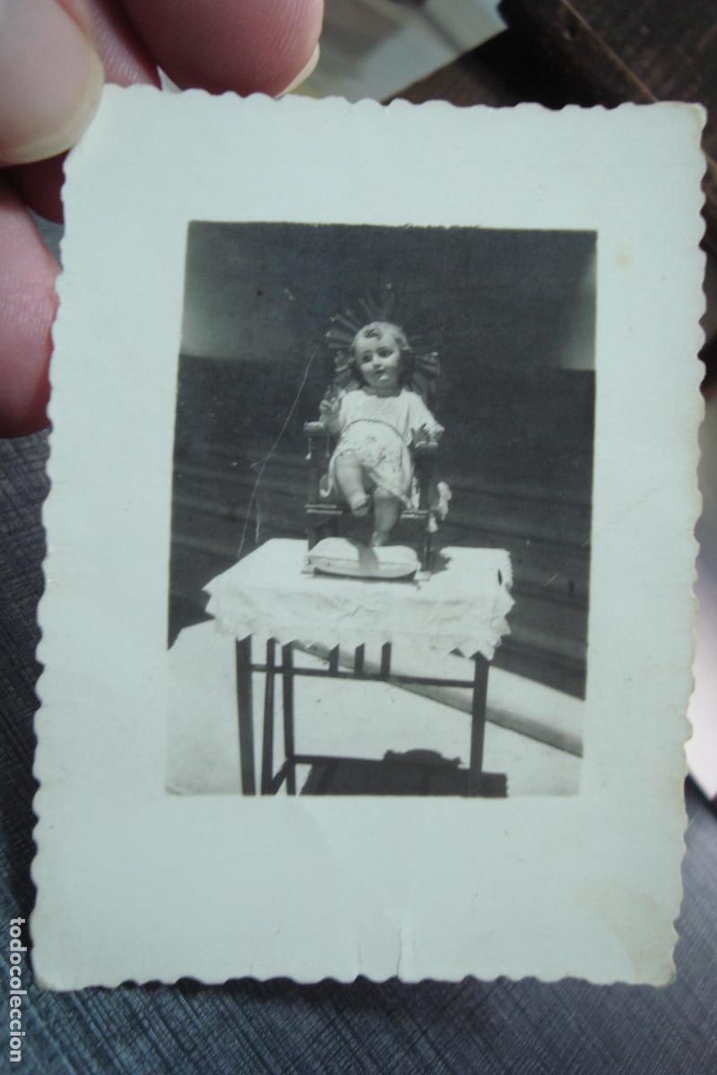 Fotograf&iacute;a antigua: ANTIGUA FOTOGRAFIA DE IMAGEN RELIGIOSA NI&Ntilde;O JESUS. FOTO LA FUENTE. CUELLAR SEGOVIA.