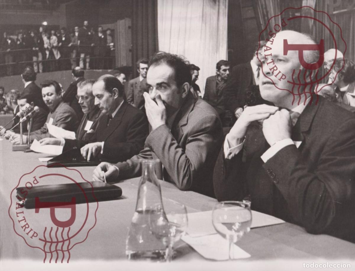 Fotografia antiga: GEORGES MARCHAIS FRAN&Ccedil;OIS MITTERRAND. POLITICO. POLITICIAN POLITICIEN. +-30X23CM