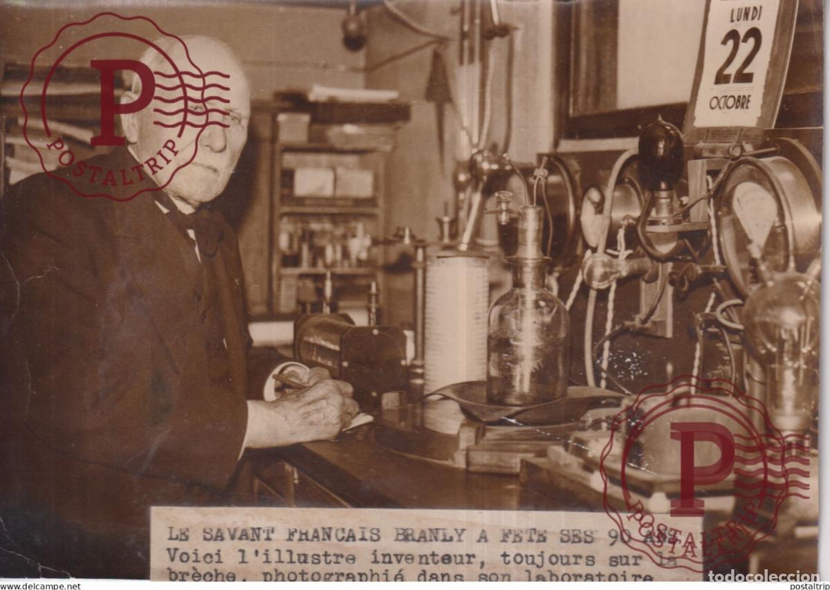 Fotograf&iacute;a antigua: BRANLY ILLUSTRE INVENTEUR DANS SON LABRATOIRE 18*13CM press photo SCIENTIST SCIENCE