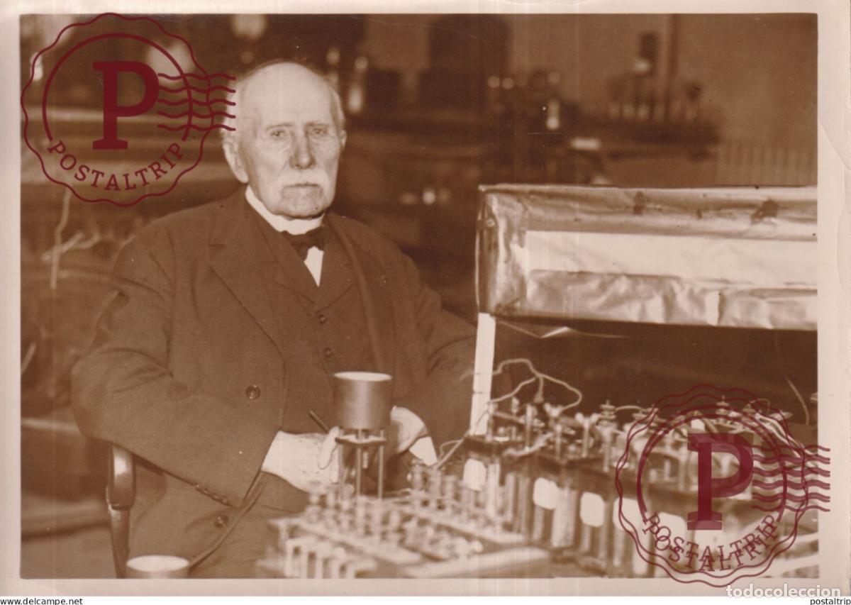 Fotograf&iacute;a antigua: BRANLY ILLUSTRE INVENTEUR DANS SON LABRATOIRE CROIX LEGION HONNEUR 18*13CM press photo SCIENTIST SC