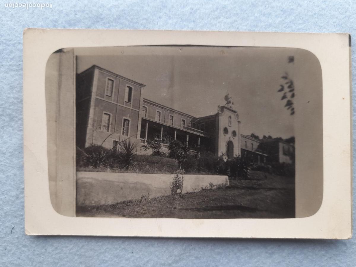 Antique Photography: Fotograf&iacute;a antigua de Edificio.