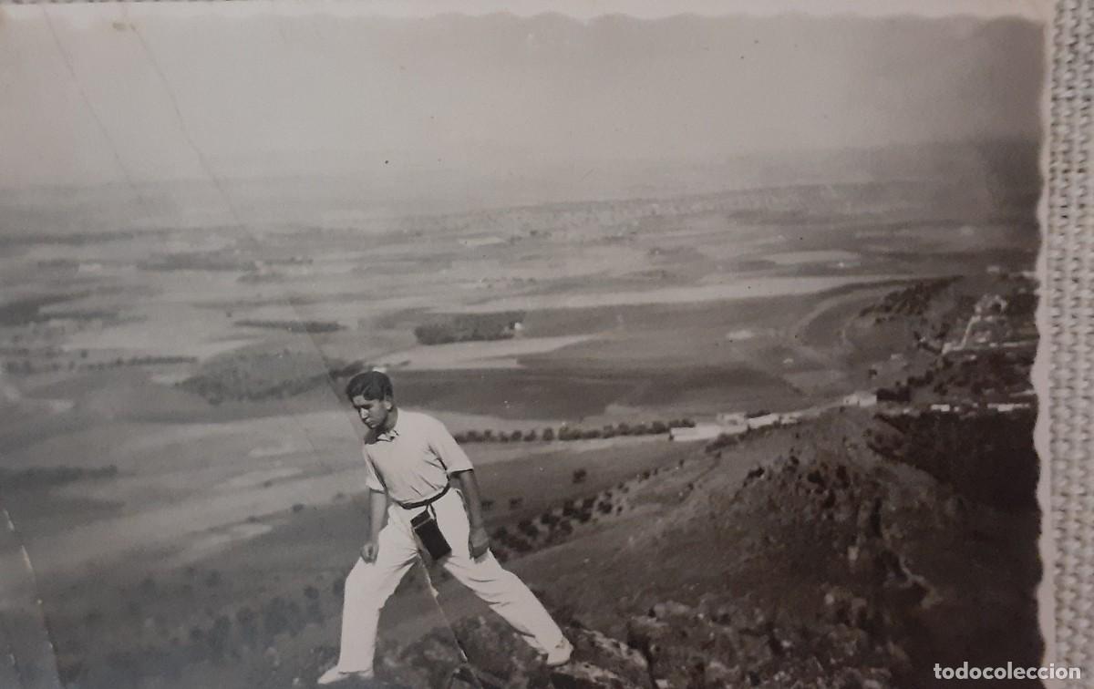 Fotograf&iacute;a antigua: CASTUERA, 1943, FOTO ANTIGUA, 8X5,5 CM.