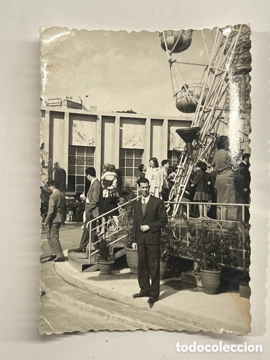 Photographie ancienne: VALENCIA. Fotograf&iacute;a en la Feria de atracciones.. Invierno de 1960