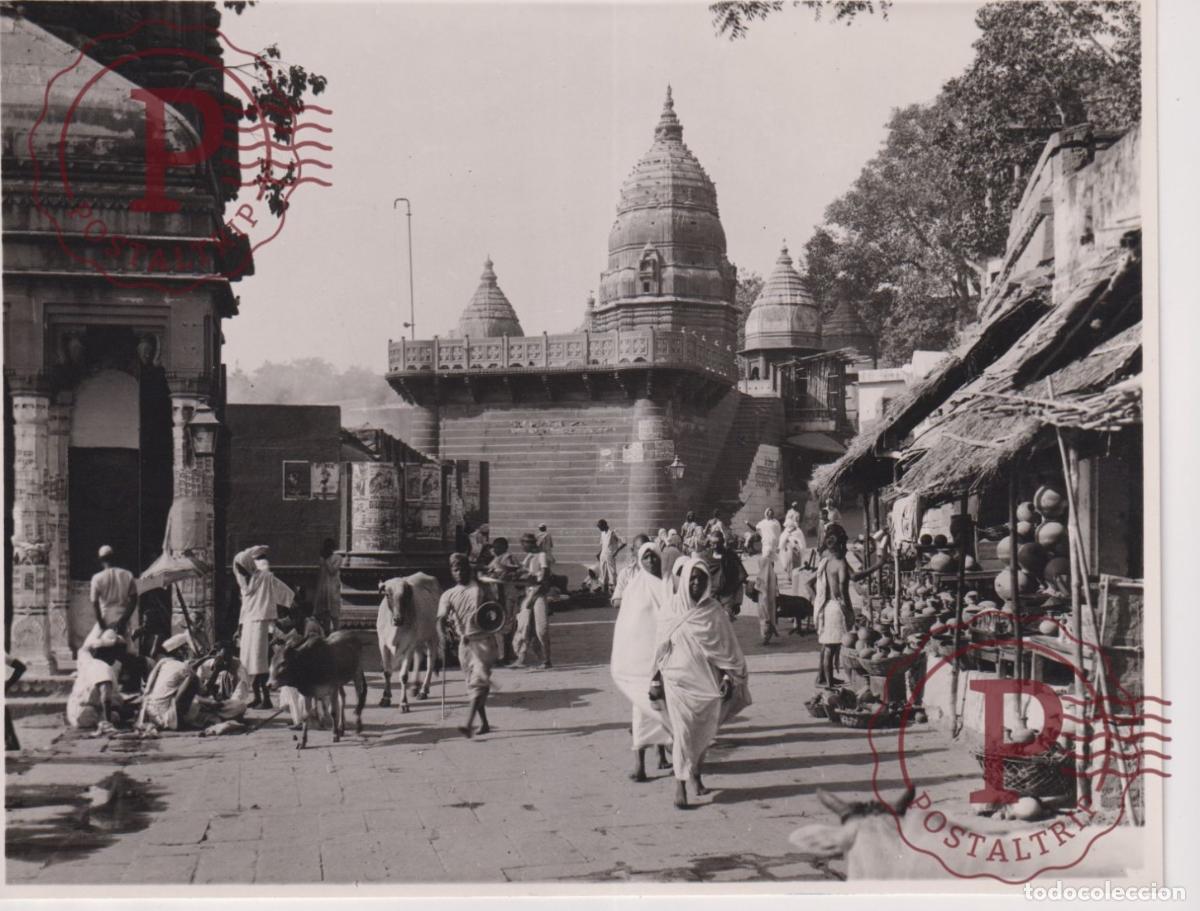 Antique Photography: ASIA. INDIA. INDE. BENARES A STREET SCENE. PHOTO FOTO. +- 21X16.5CM