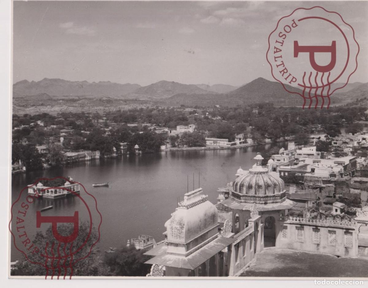 Fotograf&iacute;a antigua: ASIA. INDIA. INDE. UDAIPUR. VIEW OF THE LAKE AND PLACES. PHOTO FOTO. 24X18.5CM