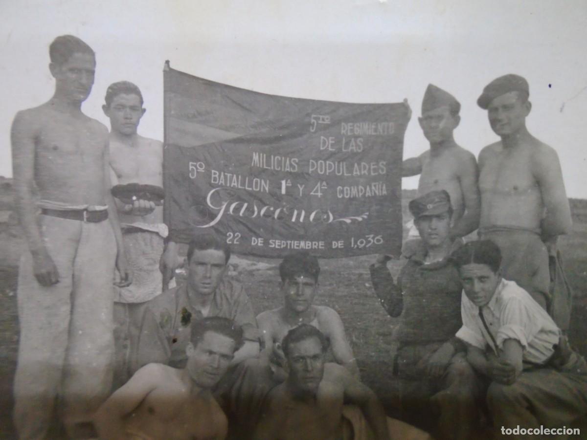 Fotograf&iacute;a antigua: GUERRA CIVIL.5&ordm; REGIMIENTO DE LAS MILICIAS POPULARES.GASCONES(FRENTE DEL GUADARRAMA)MADRID.RARISIMA.