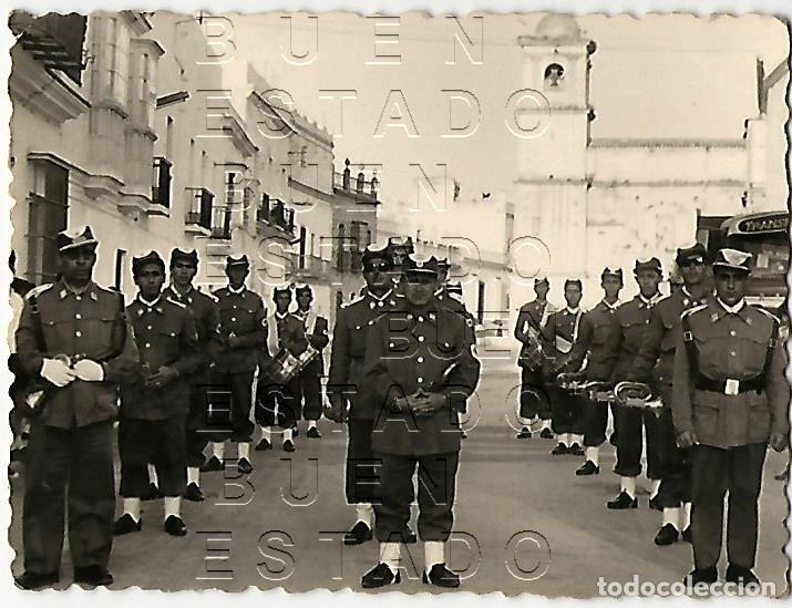 Fotografia antica: CHICLANA CRUZ ROJA EN FORMACION FOTOGRAFIA ANTIGUA 9X6 M47