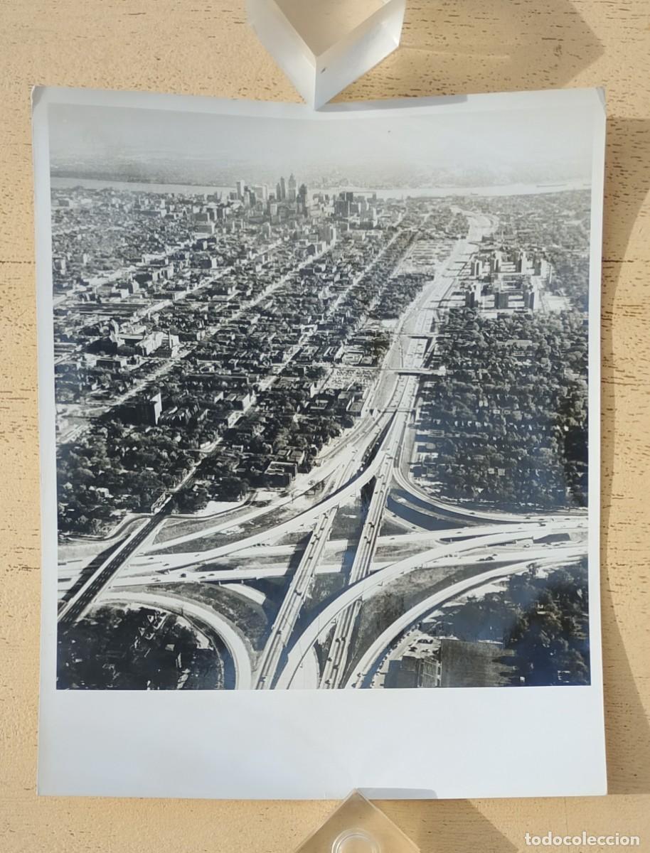 Photographie ancienne: Fotograf&iacute;a Autopista Detroit USIS PHOTO LAB