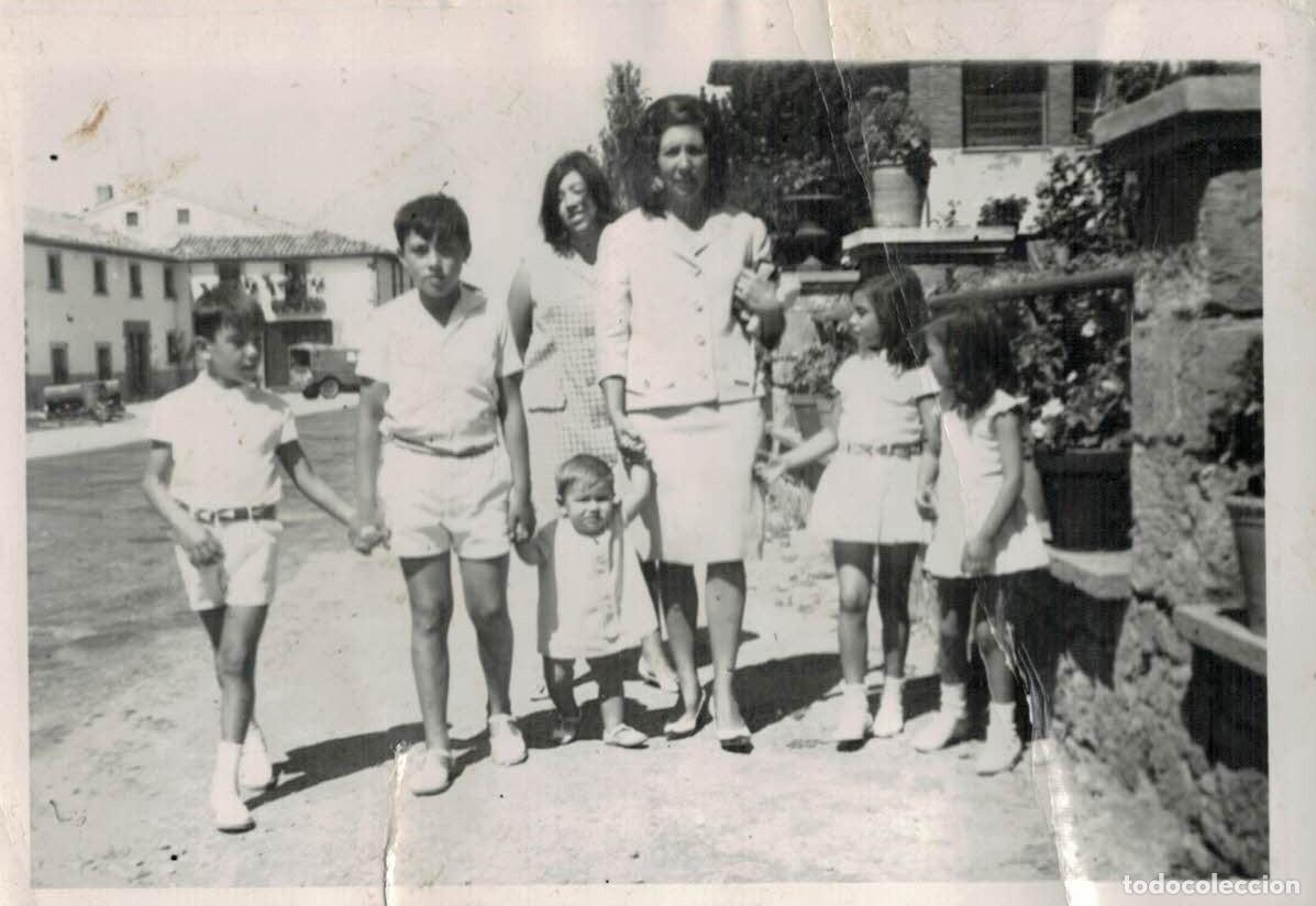 Fotografia antica: Foto Fotograf&iacute;a 2 mujeres con 5 ni&ntilde;os