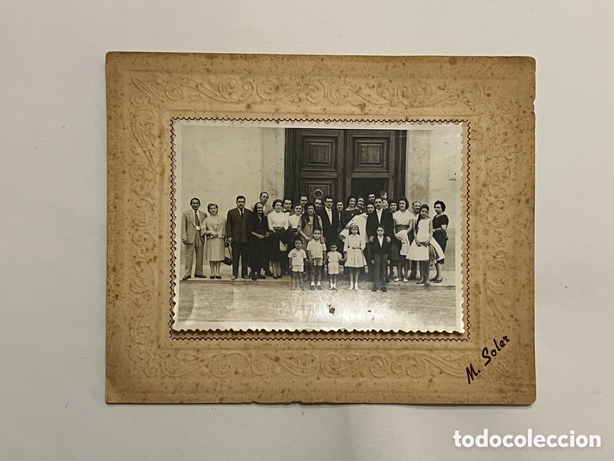 Photographie ancienne: BARCELONA. M. Soler, fot&oacute;grafo&hellip; Fotograf&iacute;a Al Salir de la Iglesia del Bautismo del ni&ntilde;o (h.1960?)