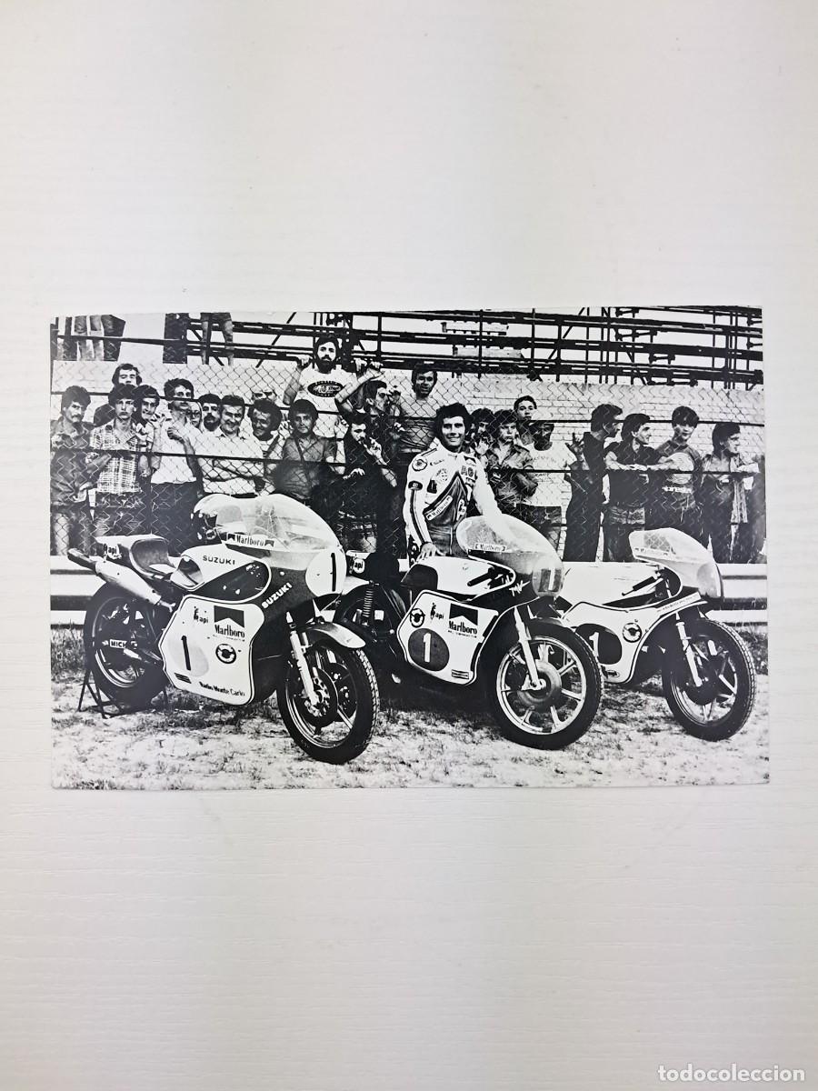 Fotograf&iacute;a antigua: Foto in b/n - Il motociclista italiano Giacomo Agostini