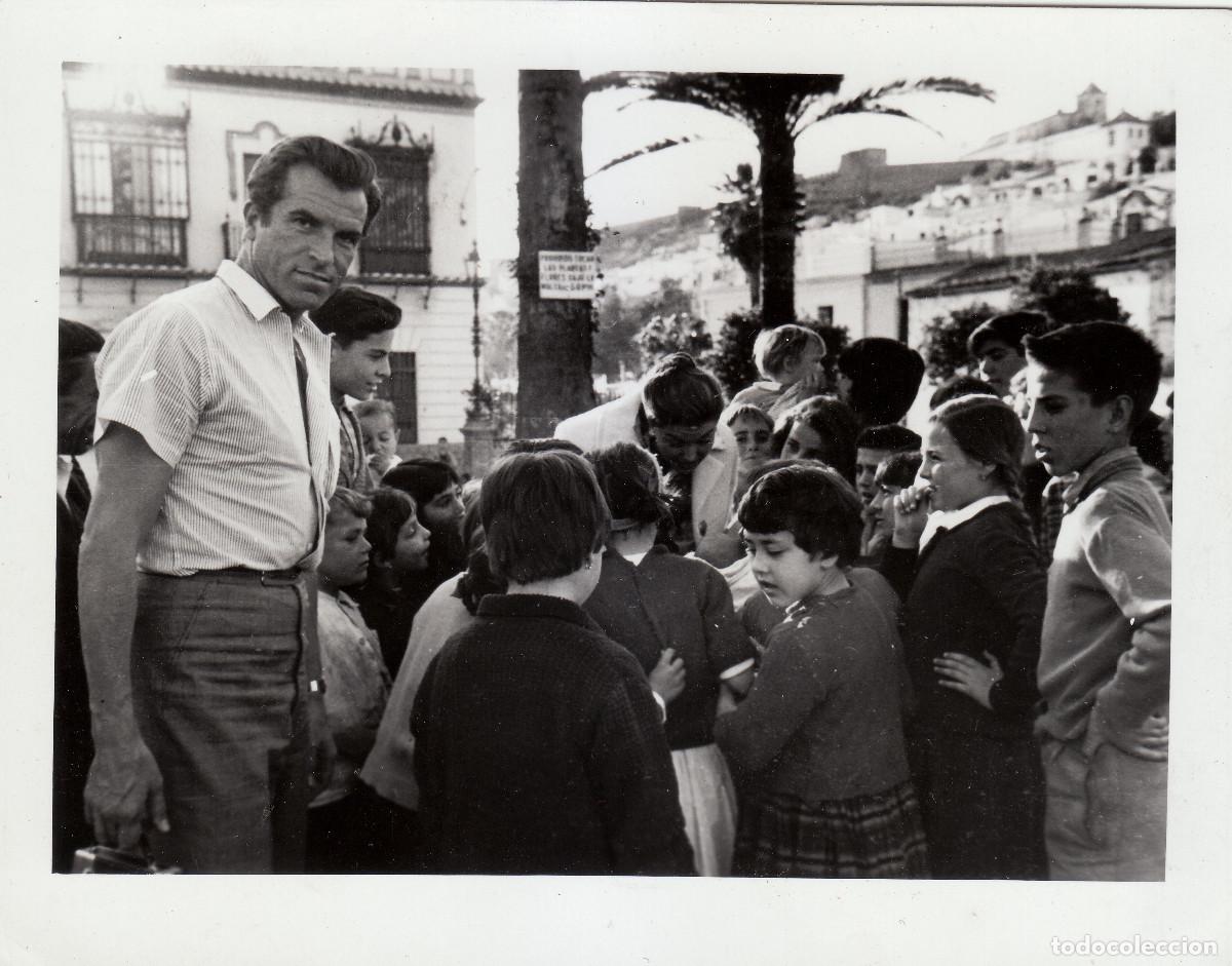 Fotograf&iacute;a antigua: 4 fotos Esther Williams Fernando Lamas en Espa&ntilde;a Rodaje pel&iacute;cula La fuente m&aacute;gica Andaluc&iacute;a 1961 bm