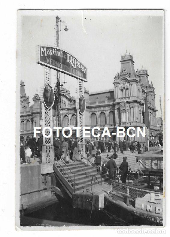 Fotograf&iacute;a antigua: FOTO ORIGINAL PUERTO DE BARCELONA EDIFIOO JUNTA DE OBRAS GOLONDRINA PUBLICIDAD MARTINI ROSSI A&Ntilde;OS 20