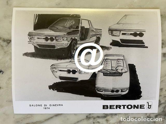Fotograf&iacute;a antigua: FOTO DE PRENSA CARROCERIA BERTONE SALON DE GINEBRA A&Ntilde;O 1974 COCHE FIAT 127 VILLAGE