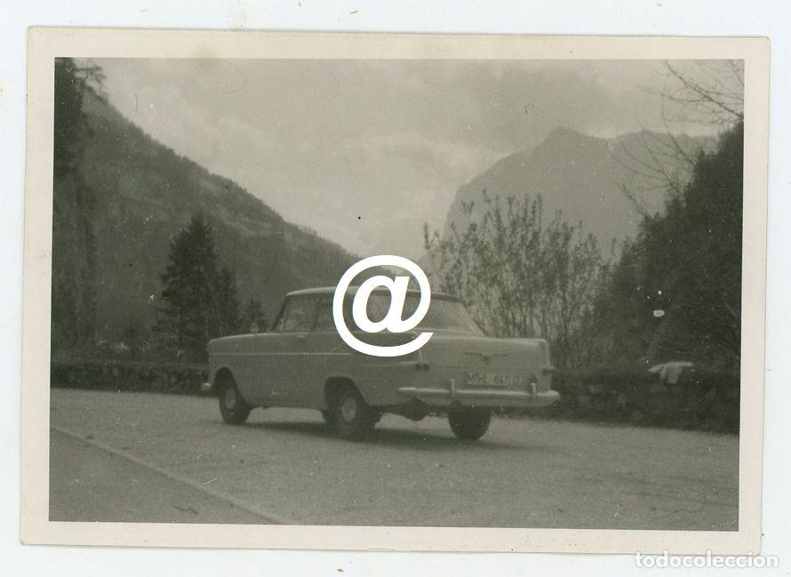 Fotograf&iacute;a antigua: FOTO COCHE AUTOMOVIL OPEL REKORD MATRICULA ALEMANA