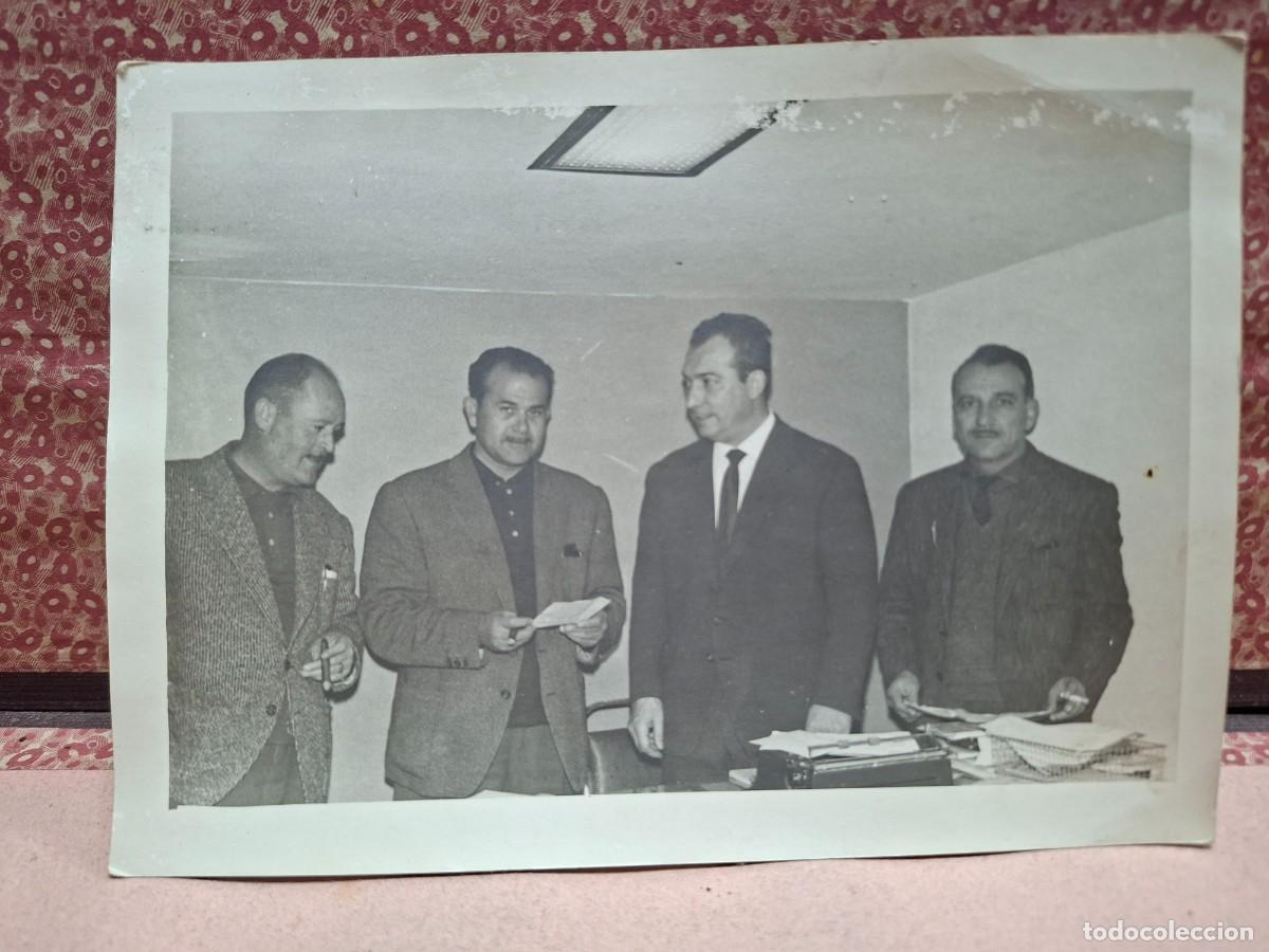 Fotograf&iacute;a antigua: ANTIGUA FOTOGRAFIA POLIZA CULMEN S.A. LUIS SERNA CREVILLENTE KLARMAX ELCHE ALICANTE 1962
