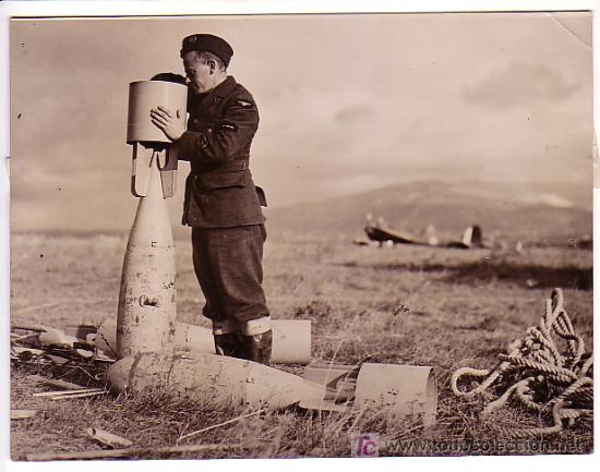 Fotograf&iacute;a antigua: 2&ordf; GUERRA MUNDIAL. RAF Bombers in greece.