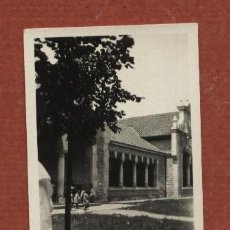 Fotografía antigua: ESCUELAS DE REVILLA DE CAMARGO, CANTABRIA, SANTANDER. 21/06/1930. 4,3 X 6,4 CMS.. Lote 24324060