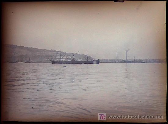 Antique Photography: Alrededores del puerto de Barcelona, 1910 aprox. cristal negativo 9 x 12 cm.