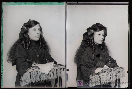 Antique Photography: 2 retratos femeninos, 1900's aprox. 2 cristales negativos 9 x 12 cm.