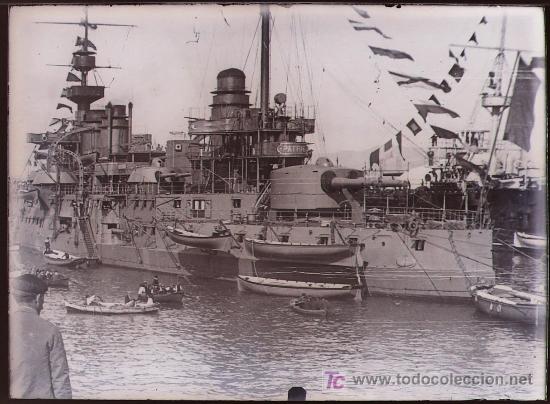 Antique Photography: El puerto de Barcelona, acorazado Patrie. 1890's aprox. cristal negativo 13 x 18 cm.