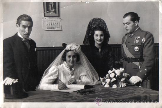 Fotograf&iacute;a antigua: FOTOGRAFIA DE LA BODA DE UN MILITAR DICIEMBRE A&Ntilde;O 1963