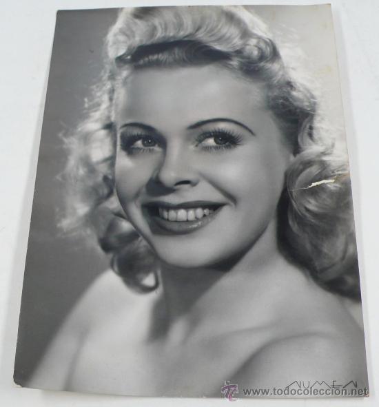 Antique Photography: Sylvia Schroeder, foto: Numen. 18x24 cm.