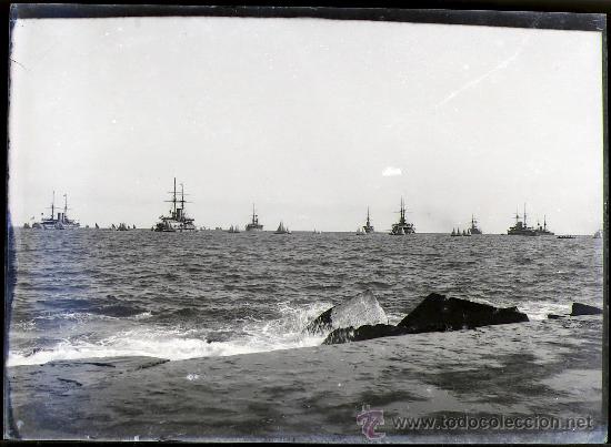 Antique Photography: Puerto de Barcelona, vista de varios buques, 1900's. 3 Cristales negativos 13x18 cm.