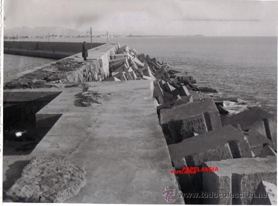 Fotograf&iacute;a antigua: GRAN FOTOGRAFIA BURRIANA, CASTELLON, REFUERZO DEL DIQUE DE LEVANTE.