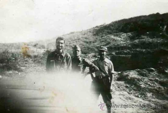 Fotograf&iacute;a antigua: Guerra Civil. Milicianos en el frente. Lugar sin identificar. c. 1937
