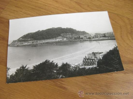 Alte Fotografie: FOTOGRAFIA TAMA&Ntilde;O POSTAL DE LA PLAYA DE LA CONCHA - HOTEL NIZA - SAN SEBASTIAN - PRINCIPIOS S XX