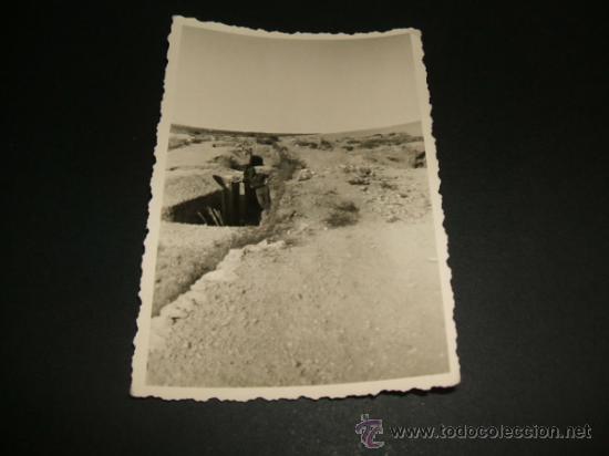 Fotograf&iacute;a antigua: CASTELLON TRINCHERA 1939 GUERRA CIVIL FOTOGRAFIA POR SOLDADO ALEMAN DE LA LEGION CONDOR