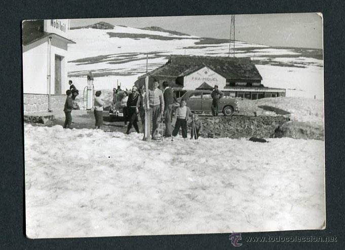 Fotograf&iacute;a antigua: Esqu&iacute;. Fra Miquel. Pirineo. c. 1960