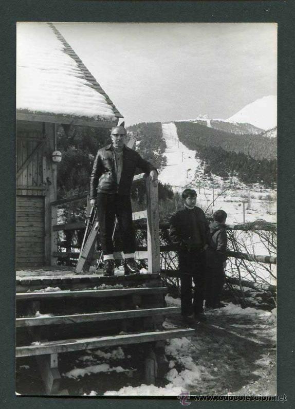 Fotograf&iacute;a antigua: Esqu&iacute;. Esquiadores. Pistas-6. Nieve. Pirineos. c. 1965