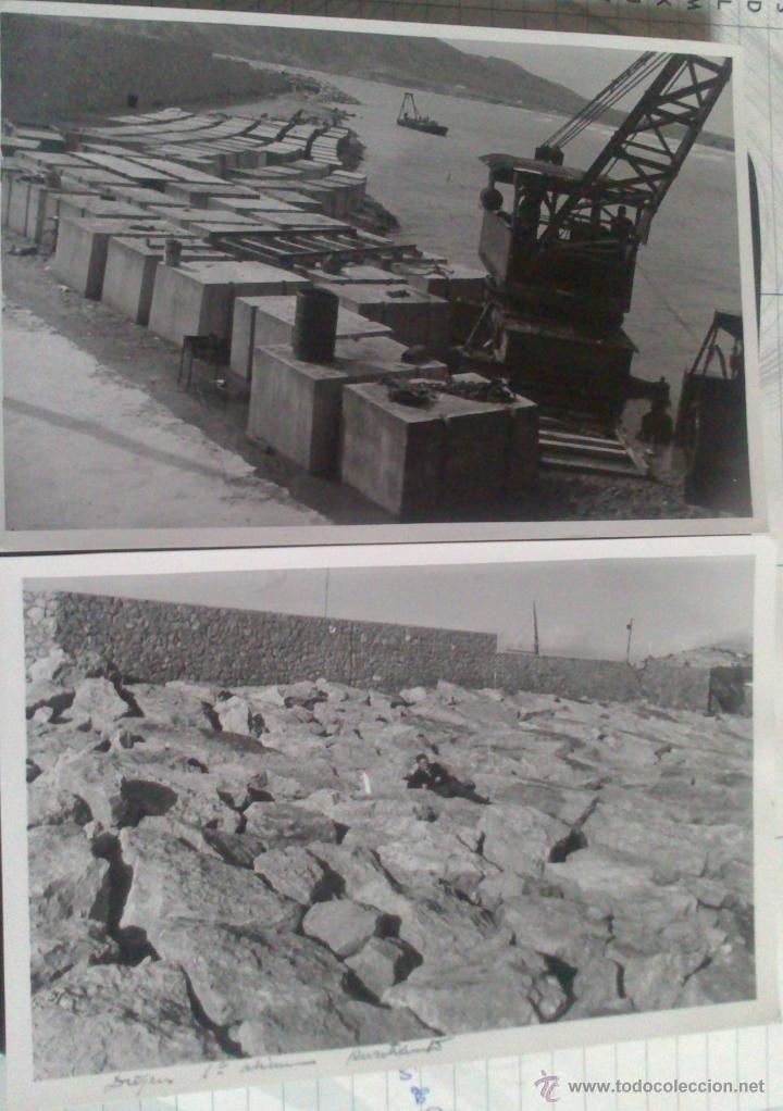 Fotograf&iacute;a antigua: DOS FOTOGRAFIAS ALTEA (ALICANTE), CONSTRUCCION DIQUE PUERTO ALTEA, 12 X 18 CM, A&Ntilde;O 53