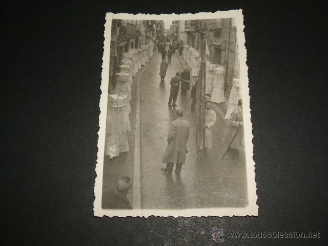 Fotografia antiga: SANTO DOMINGO DE LA CALZADA LA RIOJA PROCESION DE LAS DONCELLAS ANTIGUA FOTOGRAFIA A&Ntilde;OS 40
